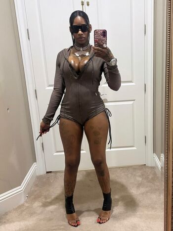 Sexxy red  page leaked private photo uncensored HD quality