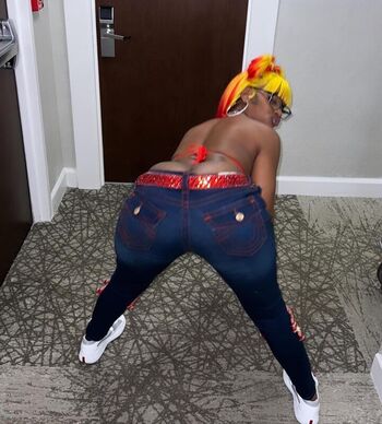 Sexxy red  page leaked private photo uncensored HD quality