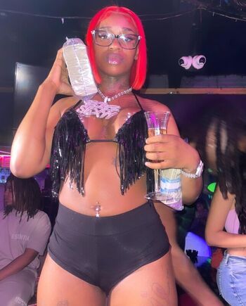 Sexxy red  page leaked private photo uncensored HD quality