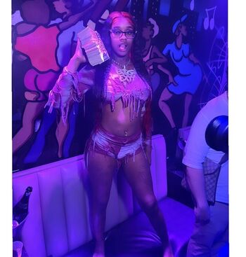 Sexxy red  page leaked private photo uncensored HD quality