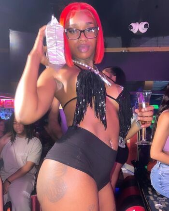 Sexxy red  page leaked private photo uncensored HD quality