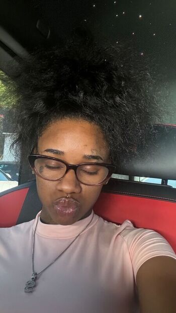 Sexxy red  page leaked private photo uncensored HD quality