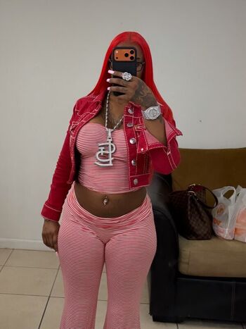Sexxy red  page leaked private photo uncensored HD quality