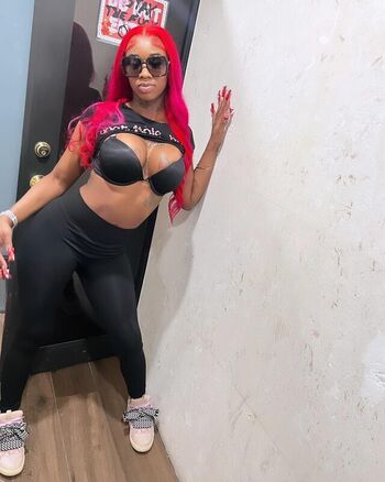 Sexxy red  page leaked private photo uncensored HD quality