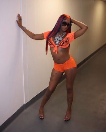 Sexxy red  page leaked private photo uncensored HD quality