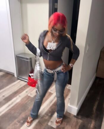 Sexxy red  page leaked private photo uncensored HD quality