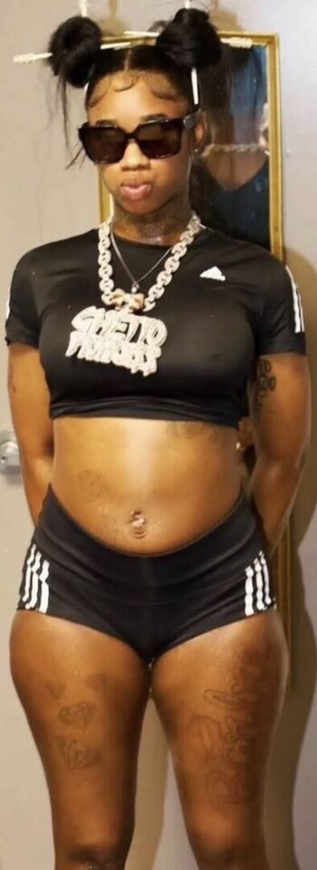 Sexxy red leaked private photo uncensored HD quality