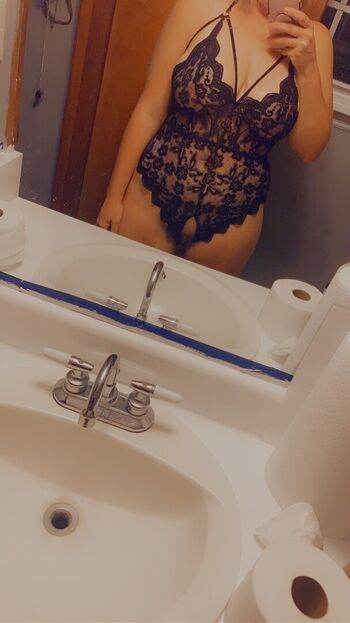 Show your girlfriend page leaked private photo uncensored HD quality