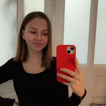 Show your girlfriend page leaked private photo uncensored HD quality