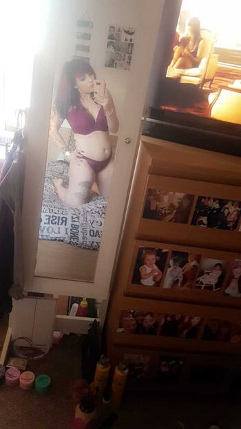 Show your girlfriend leaked private photo uncensored HD quality