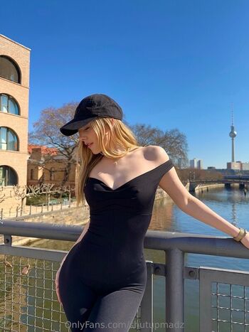 Shutupmelissa  page leaked private photo uncensored HD quality
