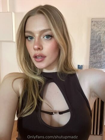 Shutupmelissa  page leaked private photo uncensored HD quality