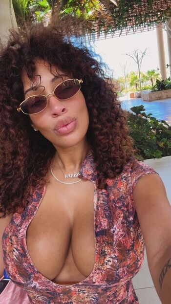 Sidney dean leaked private photo uncensored HD quality