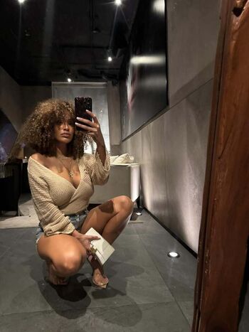 Sidney dean leaked private photo uncensored HD quality