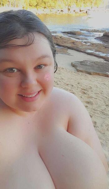 Snaphappyadventurer page leaked private photo uncensored HD quality