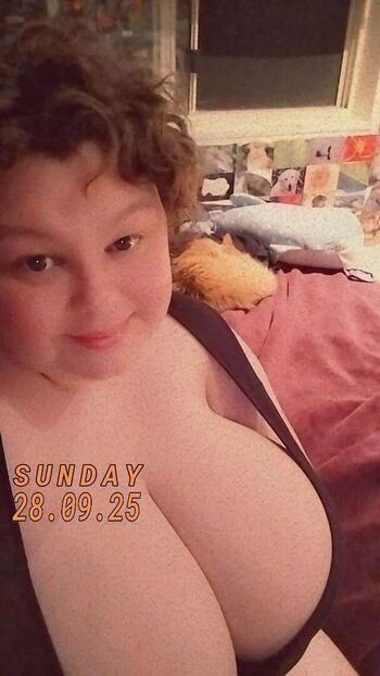Snaphappyadventurer leaked private photo uncensored HD quality