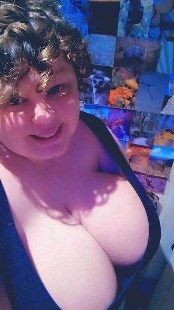 Snaphappyadventurer leaked private photo uncensored HD quality