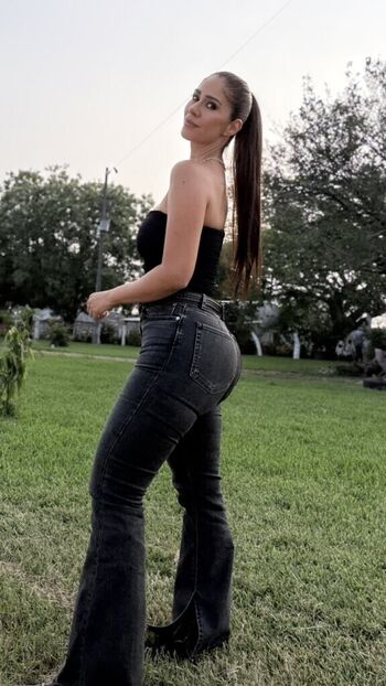 Sofia yunes leaked private photo uncensored HD quality