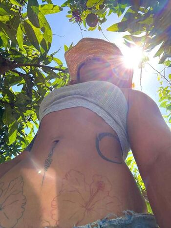 Soleyfaye leaked private photo uncensored HD quality