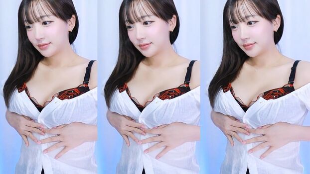Son ye eun page leaked private photo uncensored HD quality