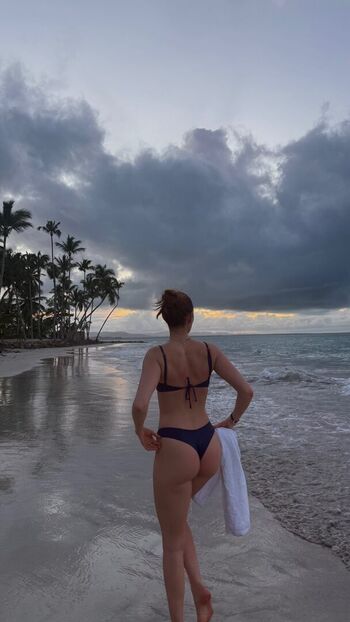 Sophie nelisse page leaked private photo uncensored HD quality