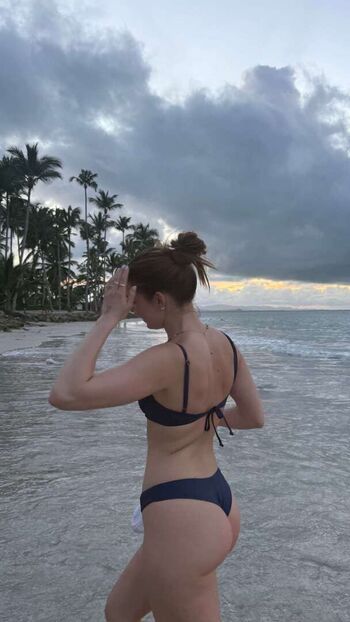 Sophie nelisse page leaked private photo uncensored HD quality