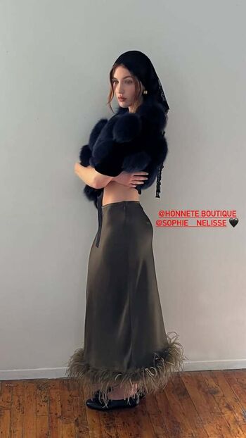 Sophie nelisse page leaked private photo uncensored HD quality