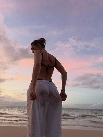 Sophie nelisse page leaked private photo uncensored HD quality