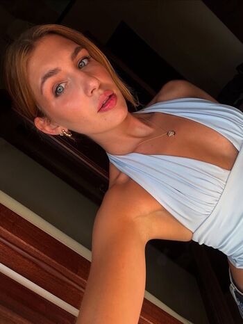 Sophie nelisse page leaked private photo uncensored HD quality