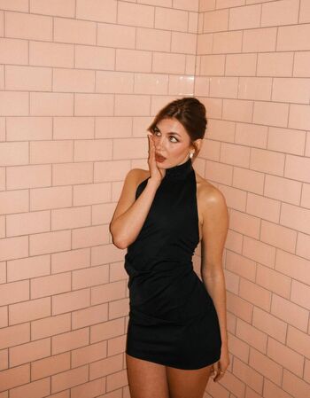 Sophie nelisse page leaked private photo uncensored HD quality