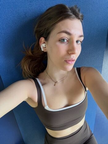 Sophie nelisse page leaked private photo uncensored HD quality