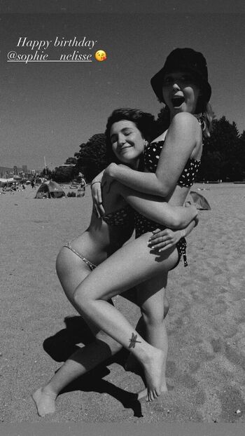 Sophie nelisse leaked private photo uncensored HD quality
