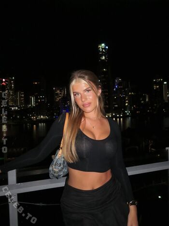 Sophie schnur page leaked private photo uncensored HD quality