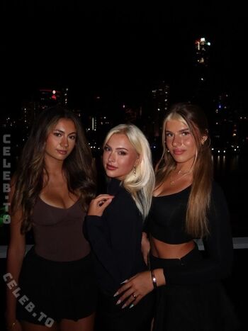 Sophie schnur page leaked private photo uncensored HD quality