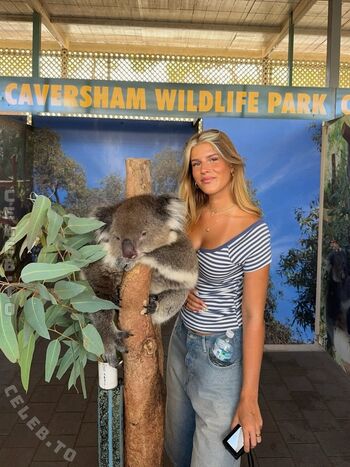 Sophie schnur page leaked private photo uncensored HD quality