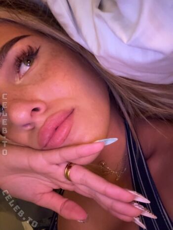 Sophie schnur page leaked private photo uncensored HD quality