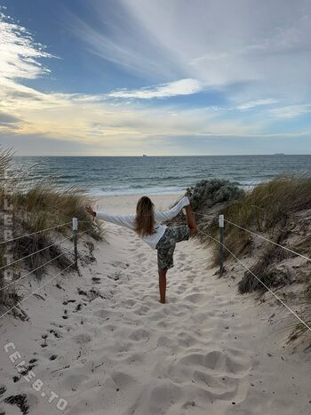 Sophie schnur page leaked private photo uncensored HD quality