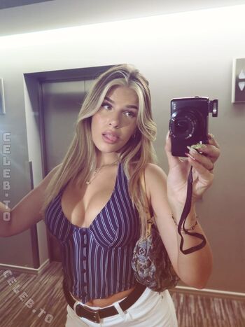 Sophie schnur page leaked private photo uncensored HD quality