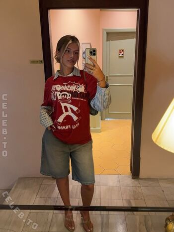 Sophie schnur leaked private photo uncensored HD quality