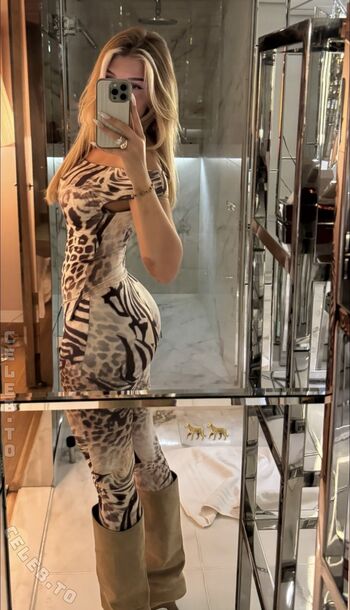 Sophie schnur leaked private photo uncensored HD quality