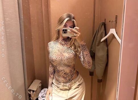 Sophie schnur leaked private photo uncensored HD quality