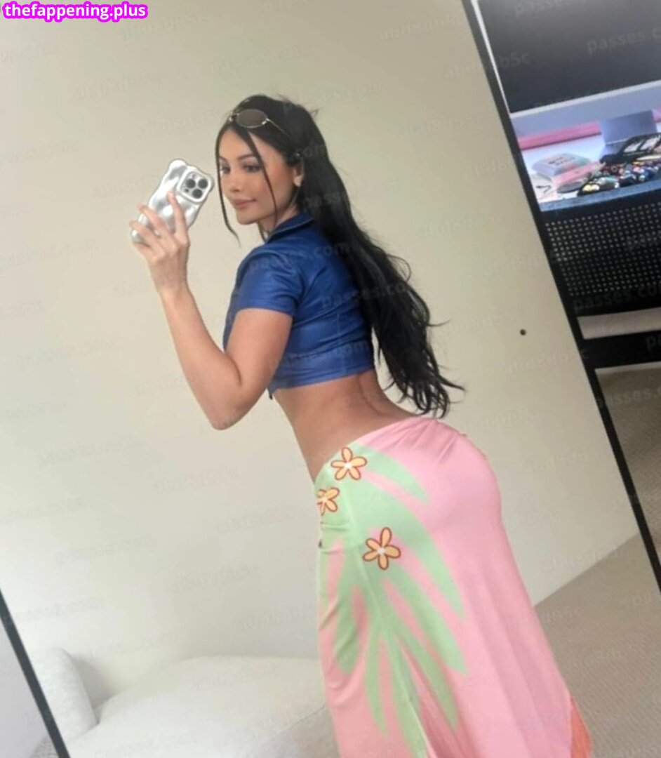 Sssniperwolf / leaked private photo uncensored HD quality