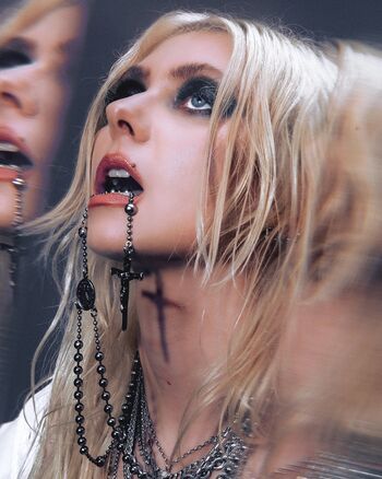 Taylor momsen  page leaked private photo uncensored HD quality
