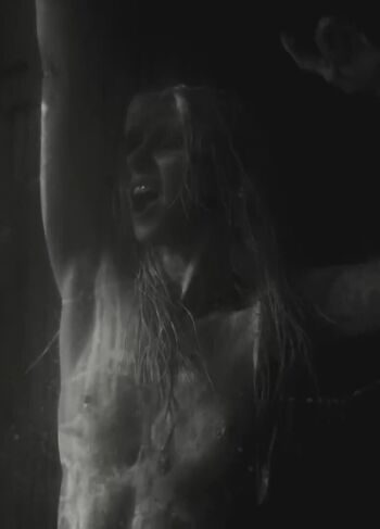 Taylor momsen leaked private photo uncensored HD quality
