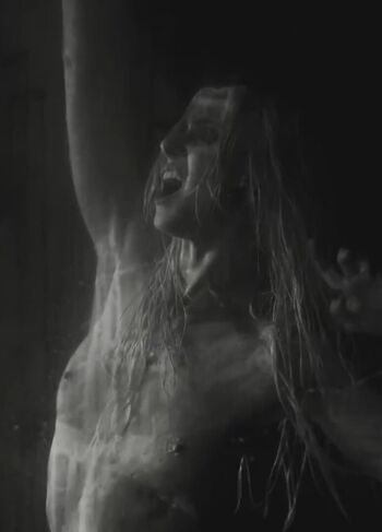 Taylor momsen leaked private photo uncensored HD quality