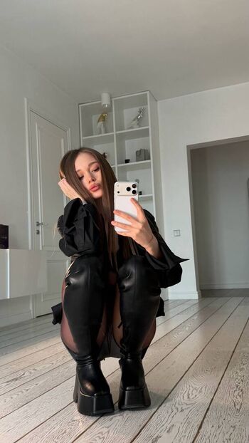 Theallinika leaked private photo uncensored HD quality