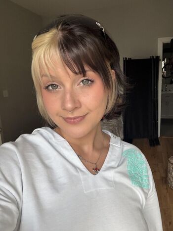 Thecherrybxmb leaked private photo uncensored HD quality