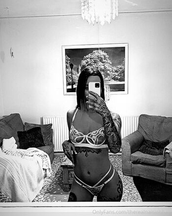Therealnaisiobhan leaked private photo uncensored HD quality