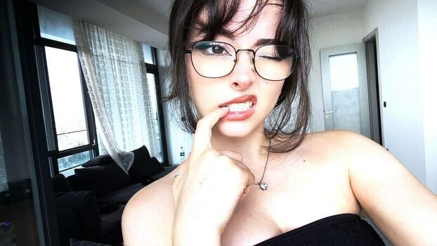 Turkish girls leaked private photo uncensored HD quality