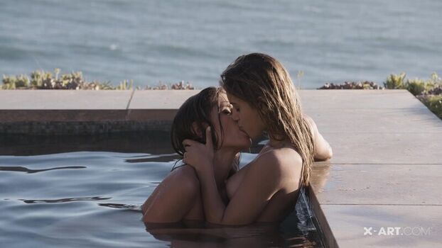 Uma jolie page leaked private photo uncensored HD quality